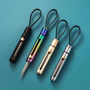 Outdoor Portable Stainless Steel Knife Keychain Hanging Mini Telescopic Car Self-Defense Knife Multifunctional Cutting Tool Gift