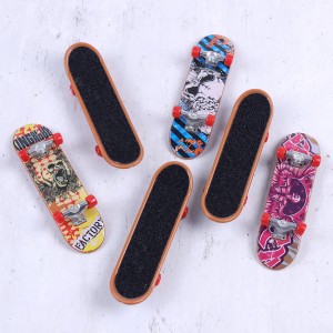 1PC Printing Professional Alloy Stand Finger Board Skateboard Mini Finger Boards Skate Truck Finger Skateboard For Kid Toy